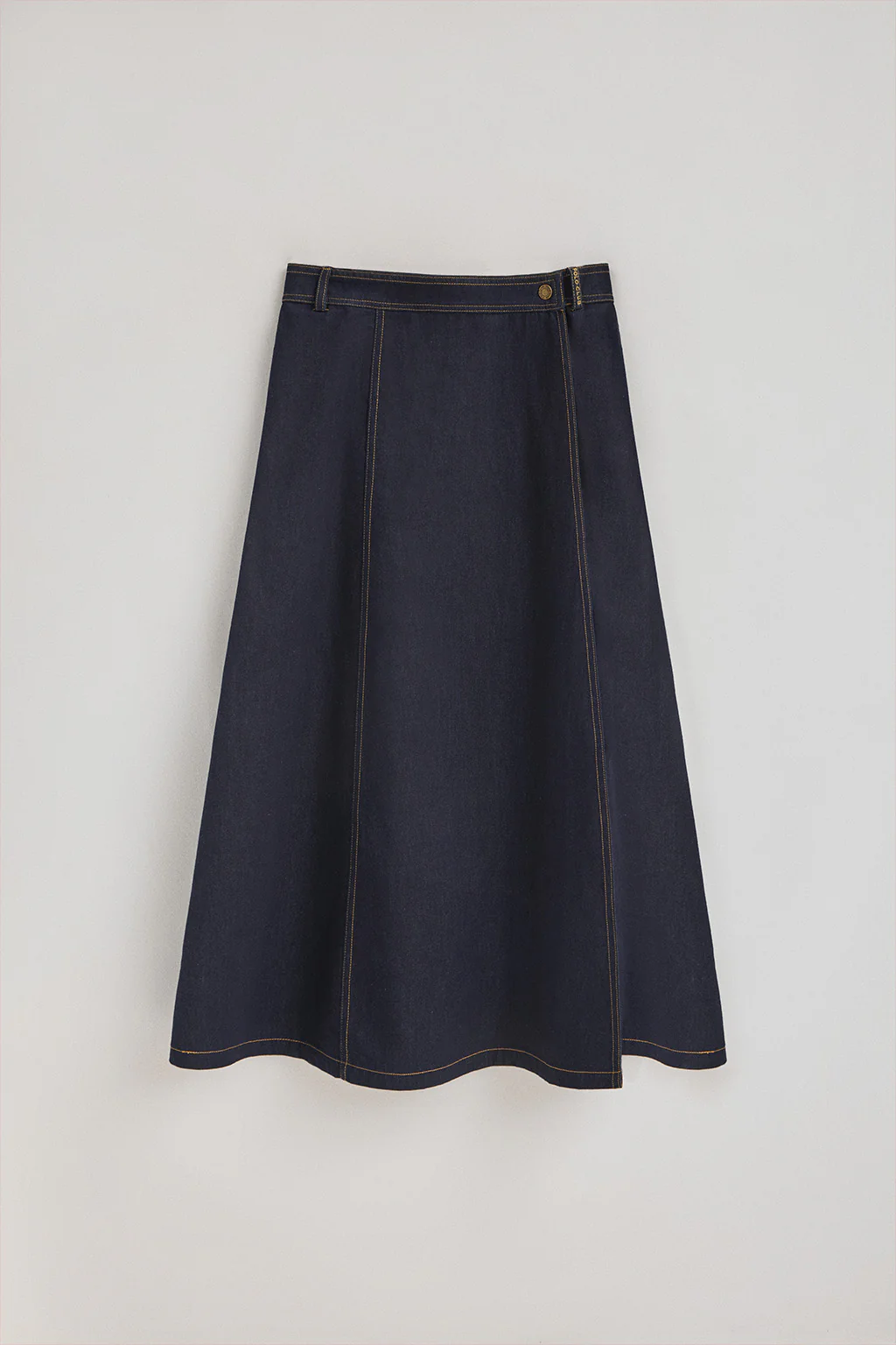 Blue denim skirt Alisa with Polo Club details - Image 9