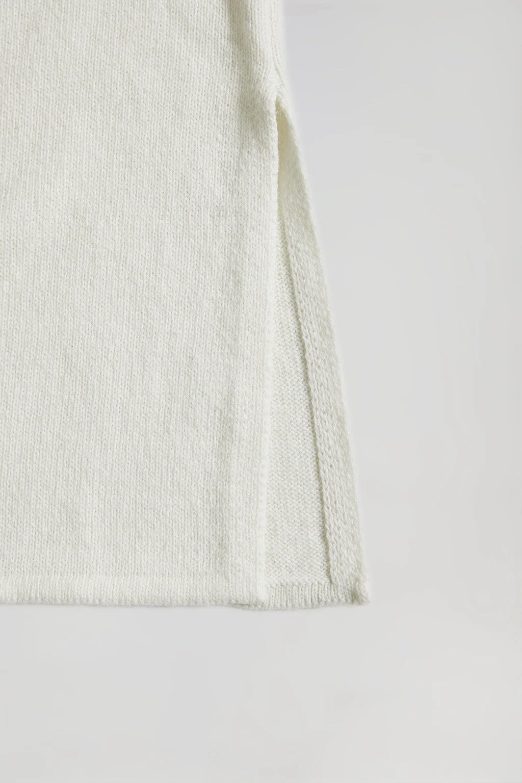 Beige knit midi skirt with Polo Club detail - Image 4