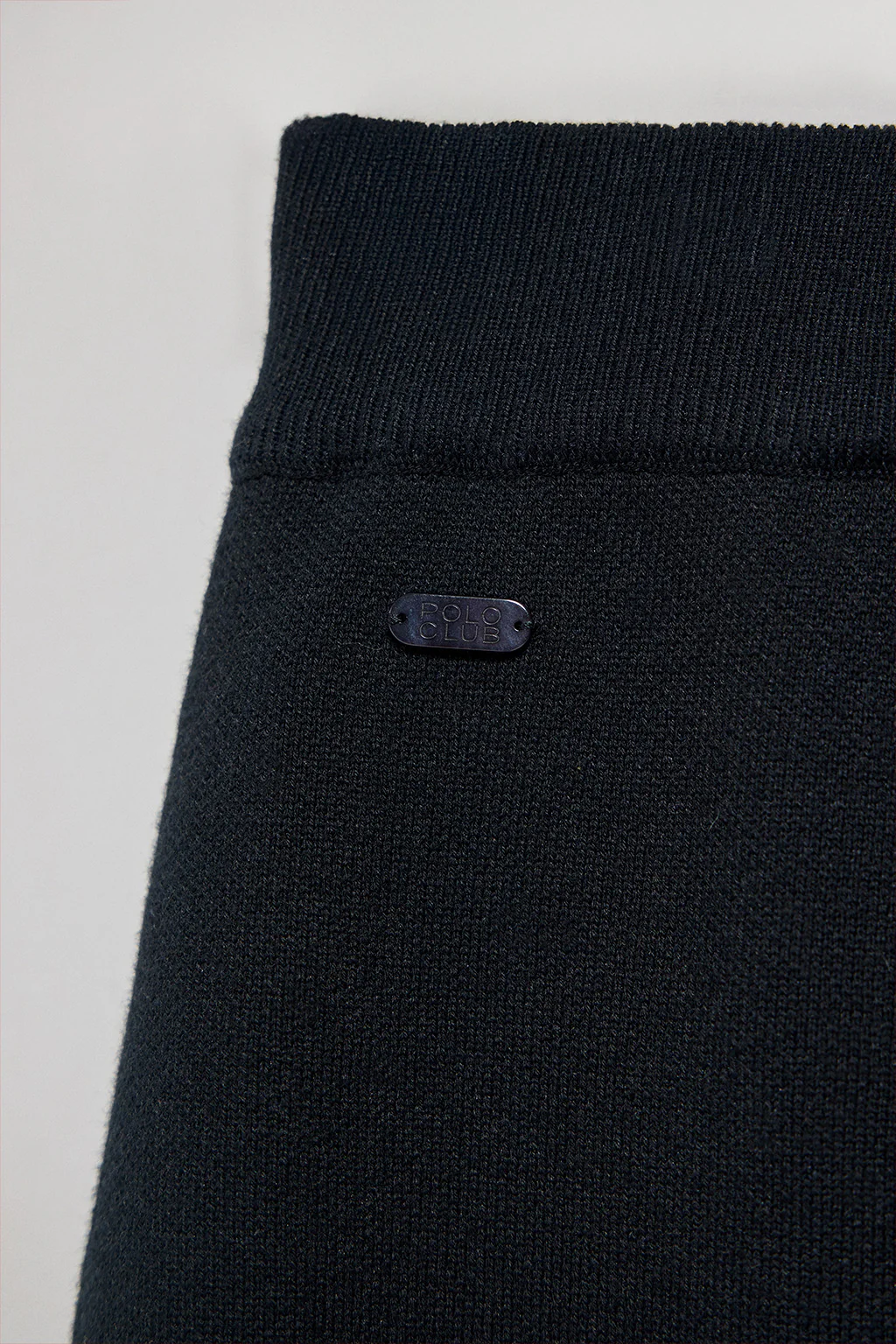 Navy-blue buttoned knit skirt Manoban with mother-of-pearl detail - Image 7
