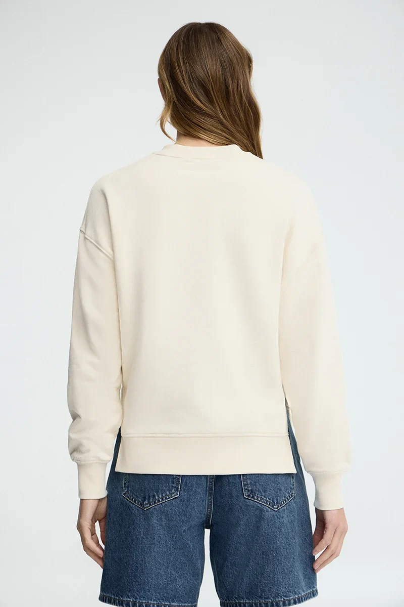 Nude round-neck regular-fit sweatshirt with Rigby Go embroidery - Image 5