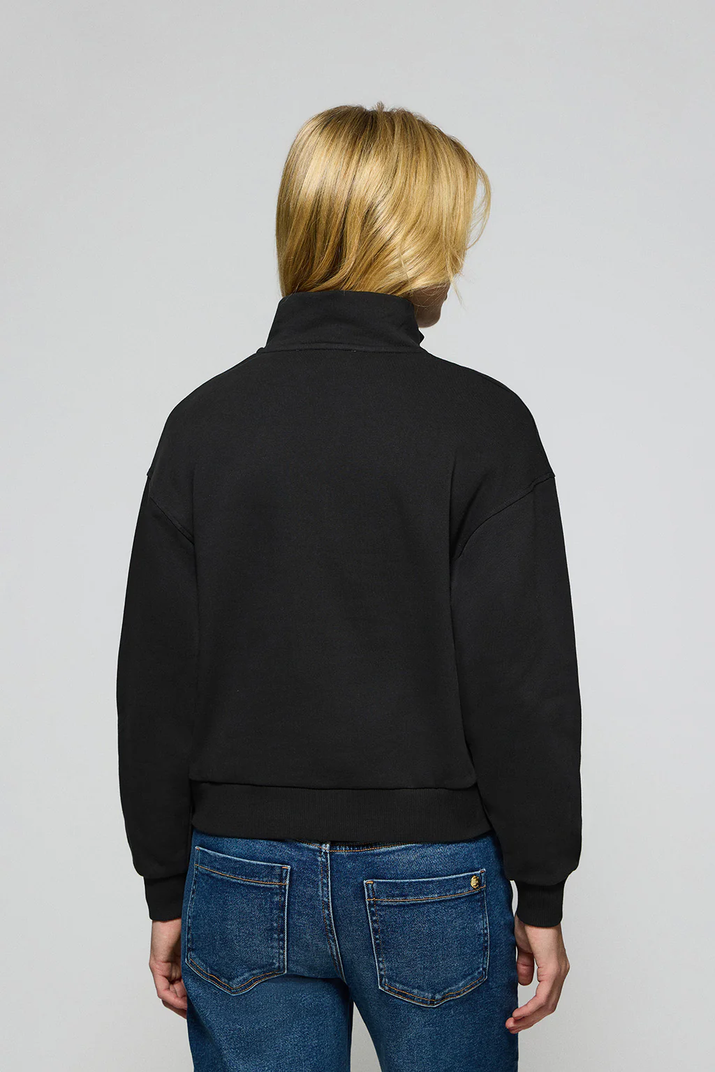 Black half-zip sweatshirt with Polo Club rubber logo - Image 2