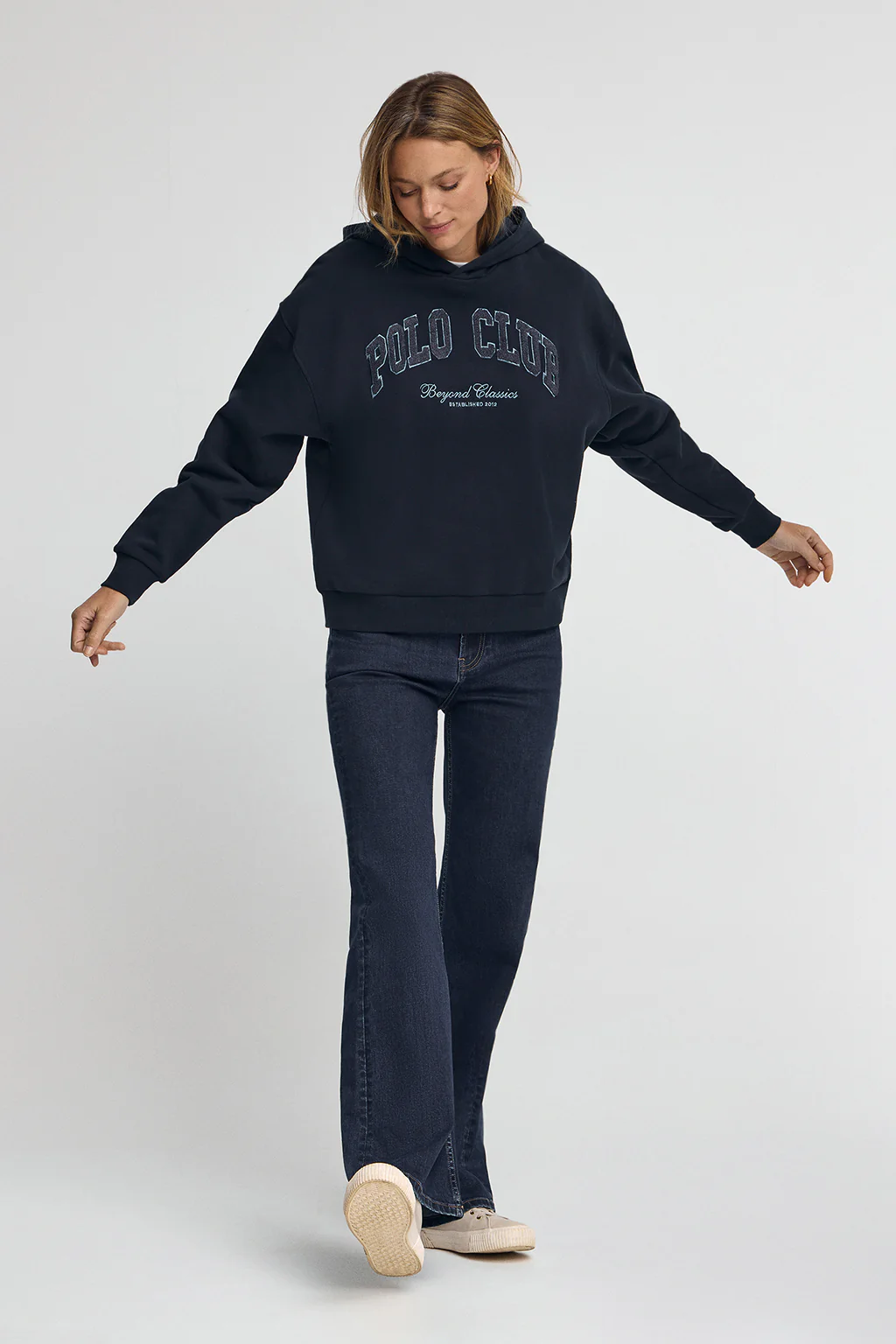 Navy-blue hoodie with Established 2012 Polo Club logo - Image 4