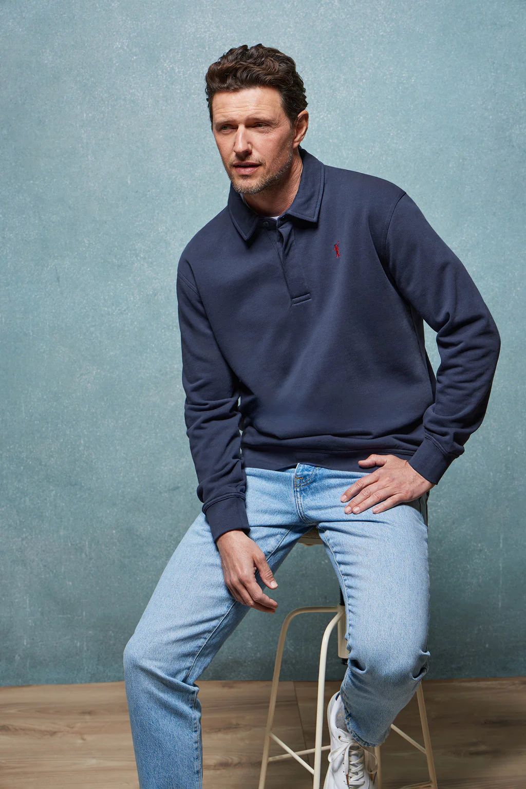 Navy-blue polo-collar sweatshirt with Rigby Go embroidery - Image 5