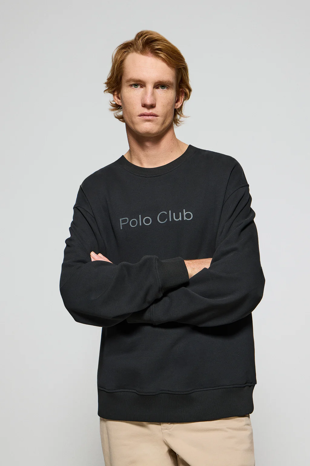 Black round-neck sweatshirt with Polo Club logo