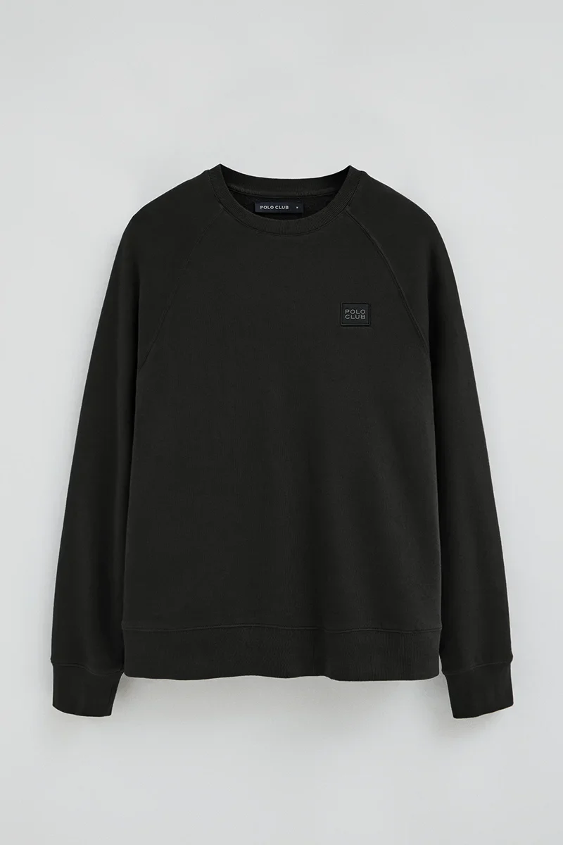 Black round-neck sweatshirt with Polo Club patch - Image 6