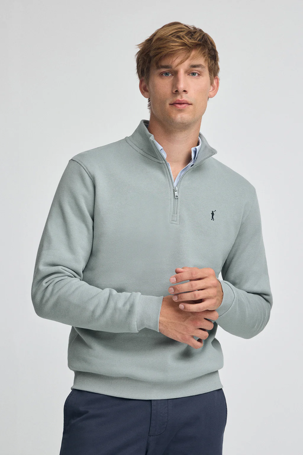 Blueish-grey half-zip sweatshirt with Rigby Go logo
