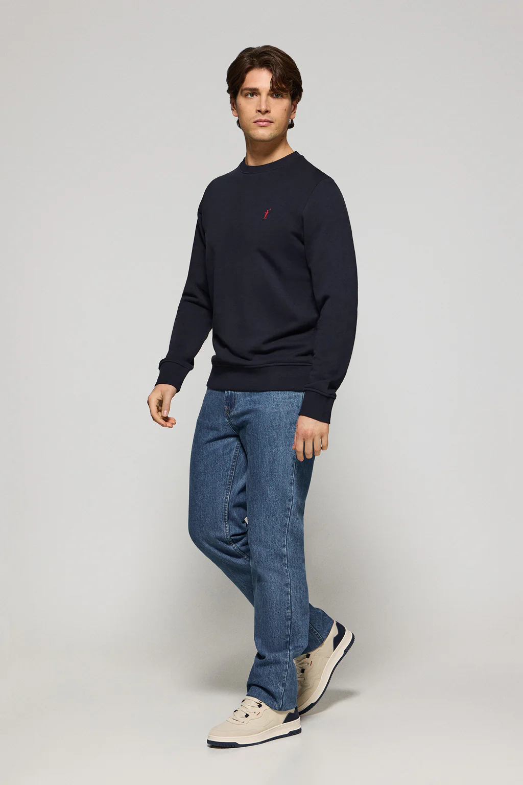 Navy-blue round-neck relaxed sweatshirt with Rigby Go embroidery - Image 4