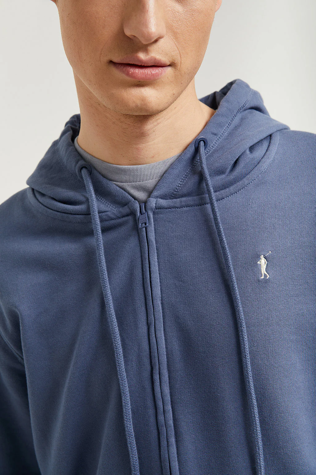 Denim-blue zip-through hoodie with Rigby Go logo - Image 4