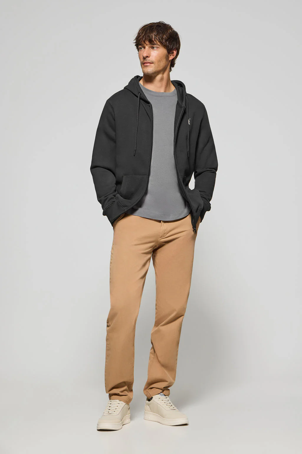 Black zip-up hoodie with Rigby Go logo - Image 3