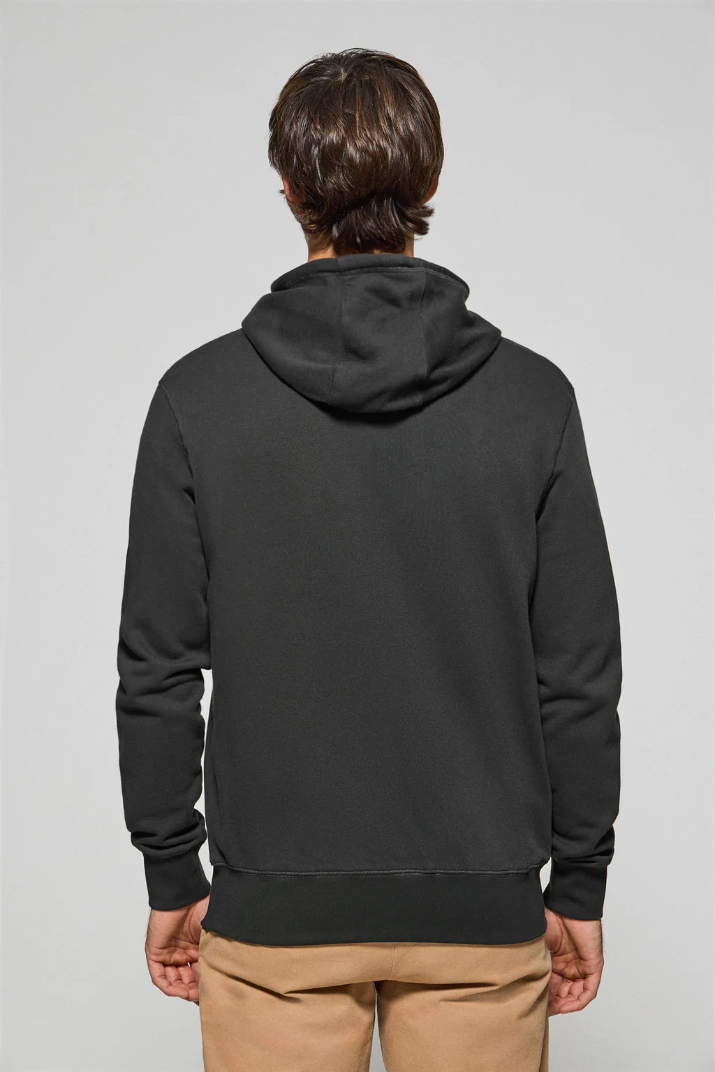 Black zip-up hoodie with Rigby Go logo - Image 4