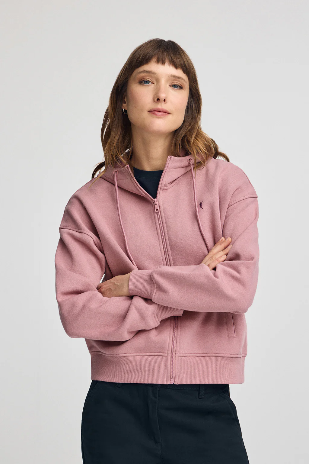 Dusty-pink zipped hoodie with Rigby Go logo