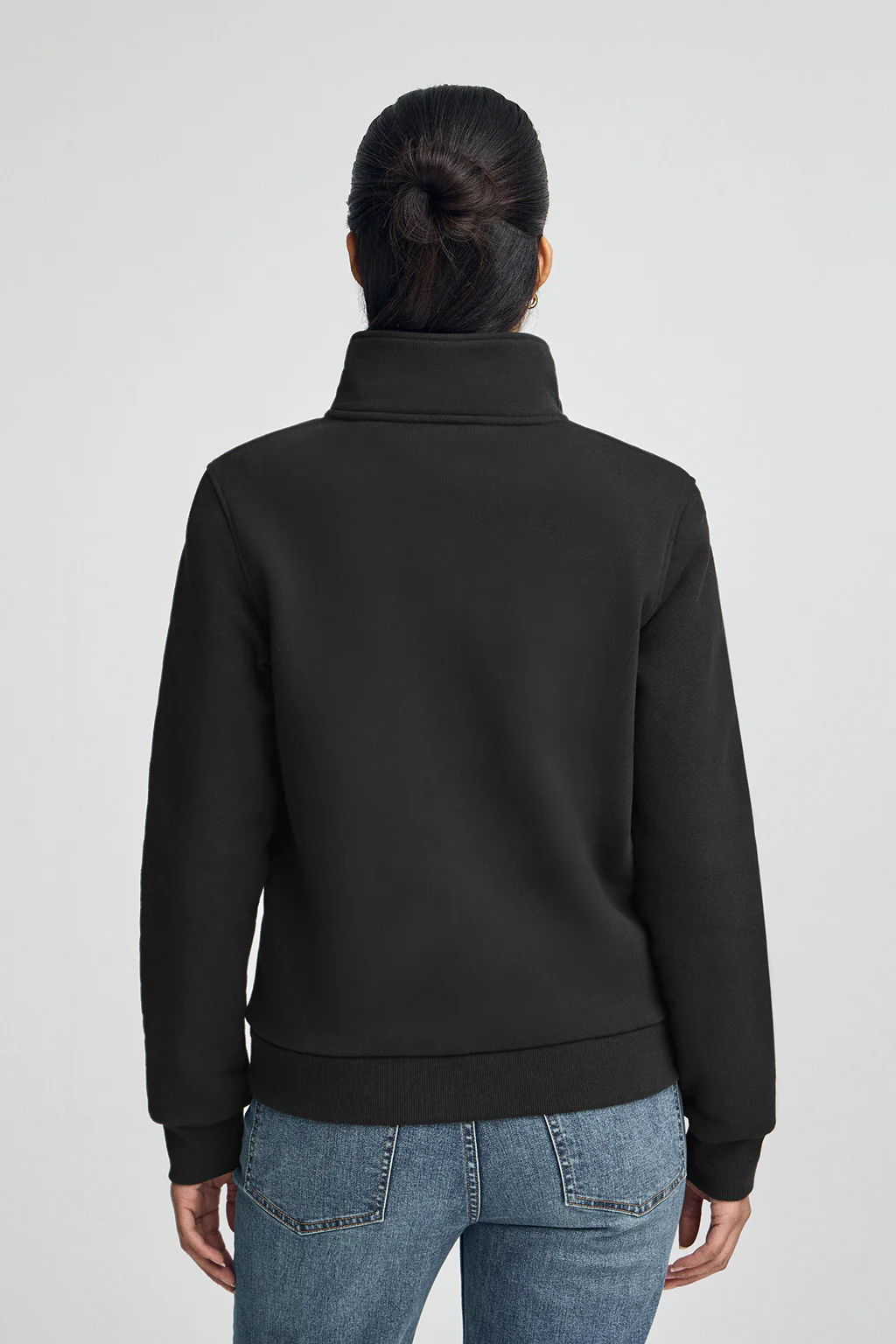 Black half-zip sweatshirt with Rigby Go logo - Image 4