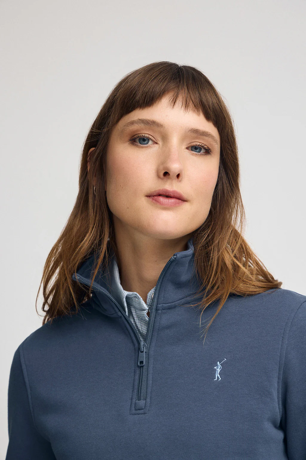 Denim-blue half-zip sweatshirt with Rigby Go logo - Image 2