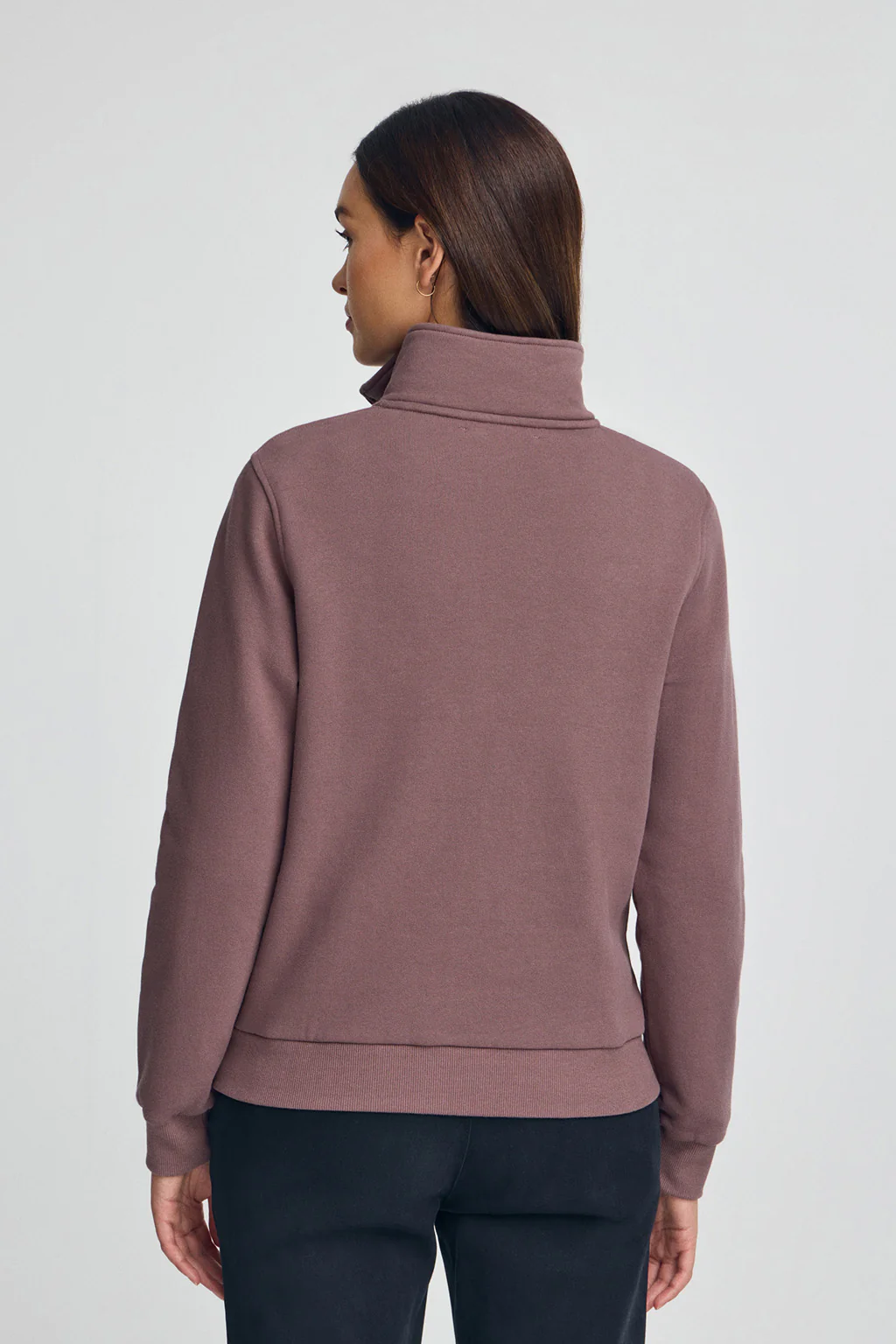 Taupe-pink half-zip sweatshirt with Rigby Go logo - Image 4