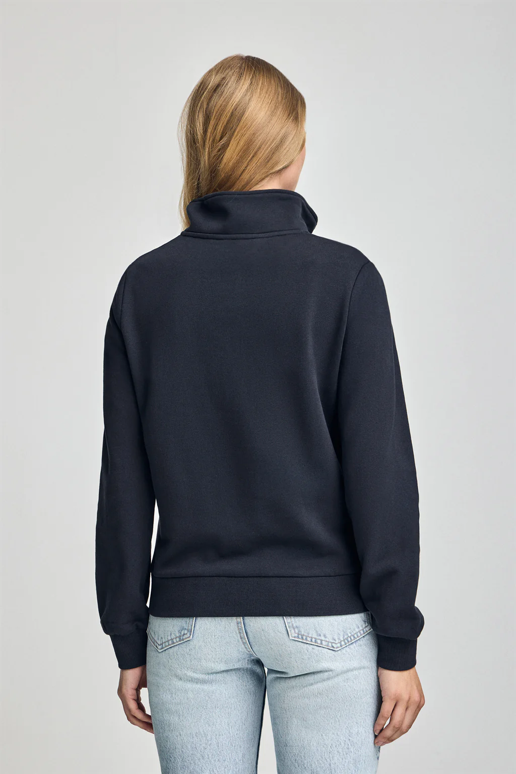 Navy-blue half-zip sweatshirt with Rigby Go embroidery - Image 2