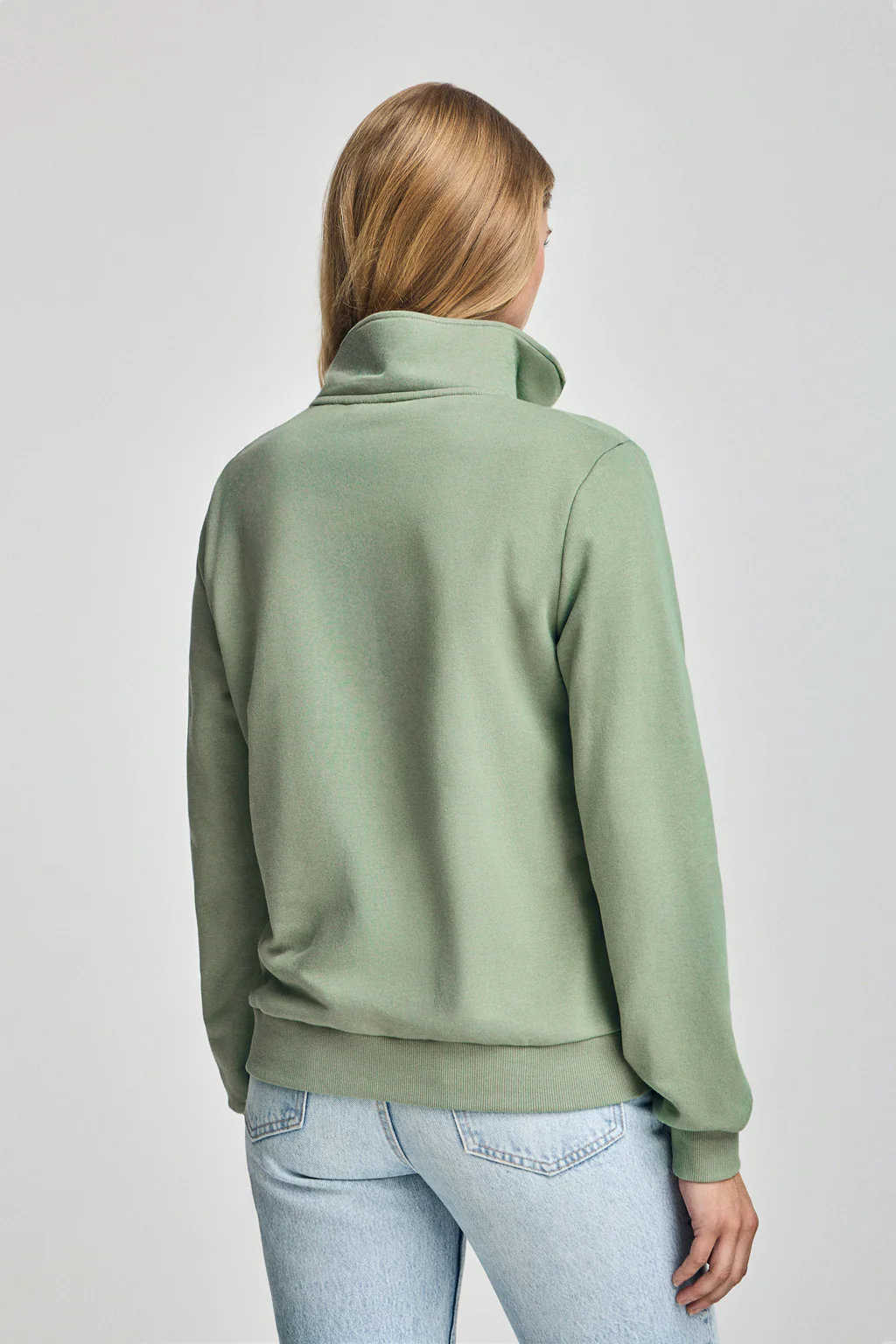 Jade-green half-zip sweatshirt with Rigby Go logo - Image 2