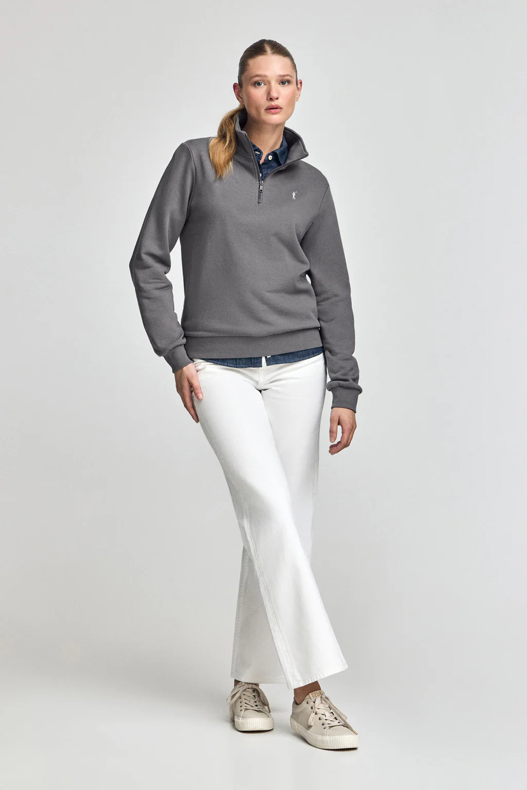 Asphalt-grey half-zip sweatshirt with Rigby Go embroidery - Image 4