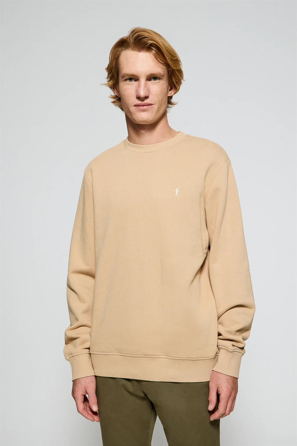 Camel round-neck sweatshirt with Rigby Go embroidered logo