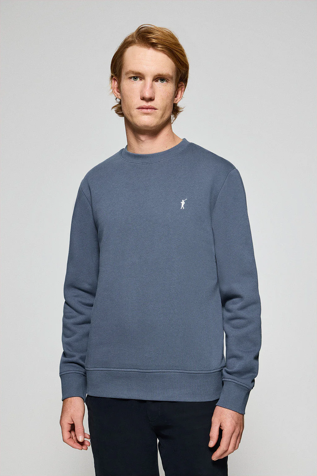 Denim-blue round-neck sweatshirt with Rigby Go embroidered logo