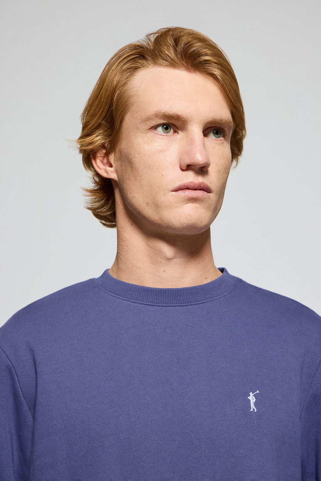 Ocean-blue round-neck sweatshirt with Rigby Go embroidered logo - Image 3