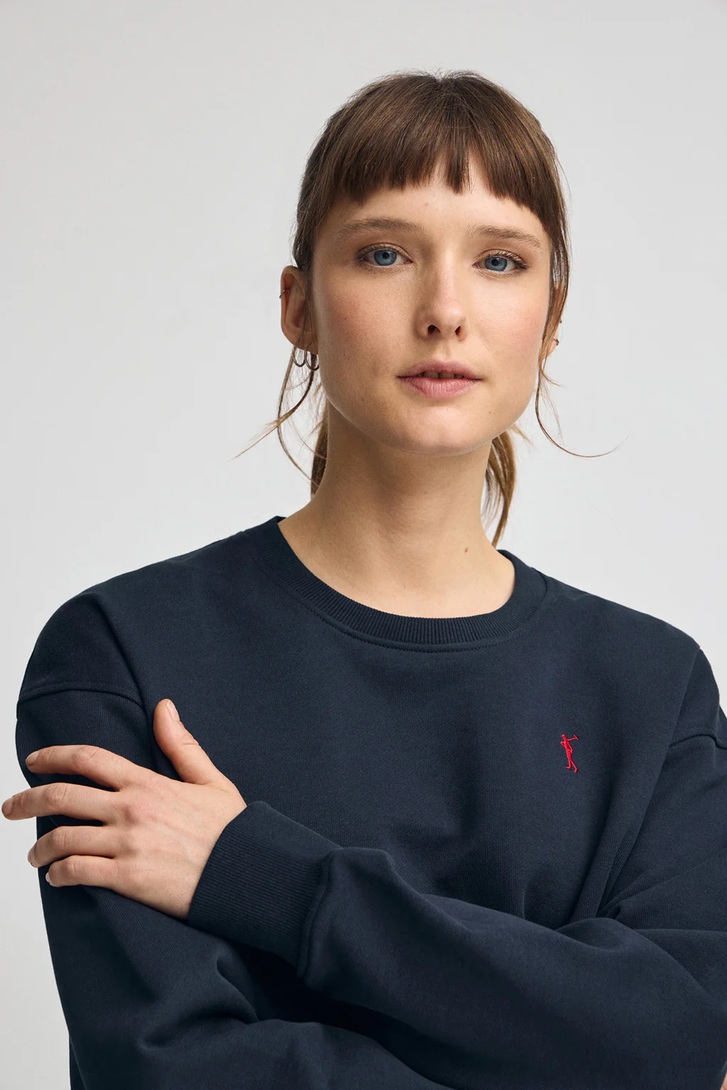Navy-blue boxy-fit sweatshirt with Rigby Go logo - Image 2