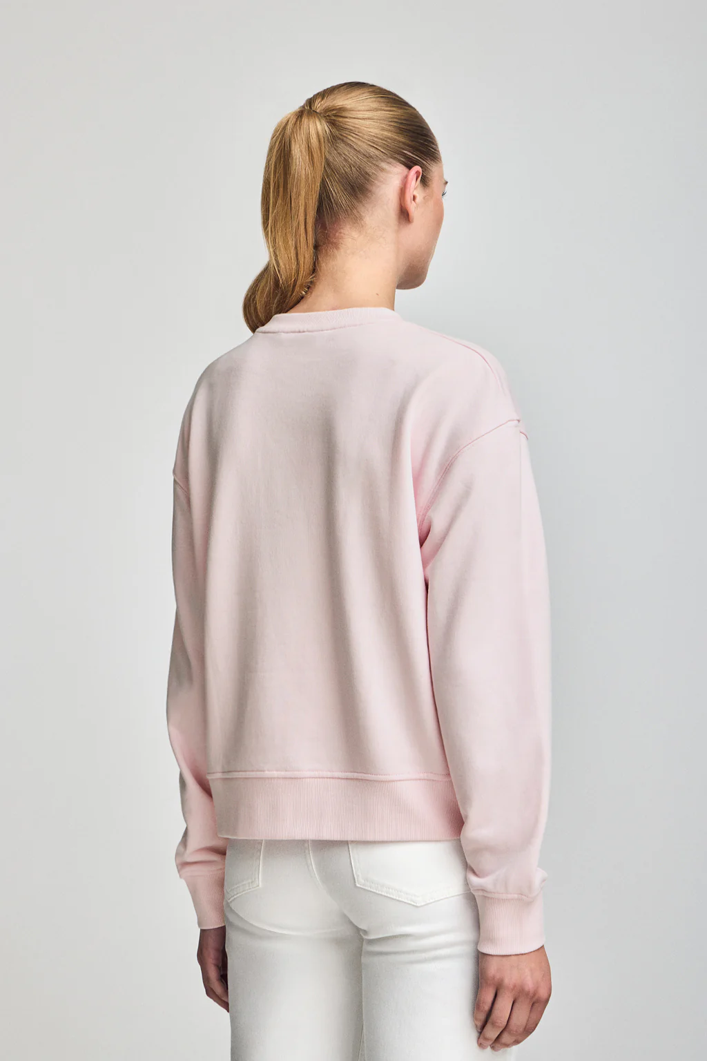 Pink round-neck sweatshirt with Rigby Go embroidery - Image 2
