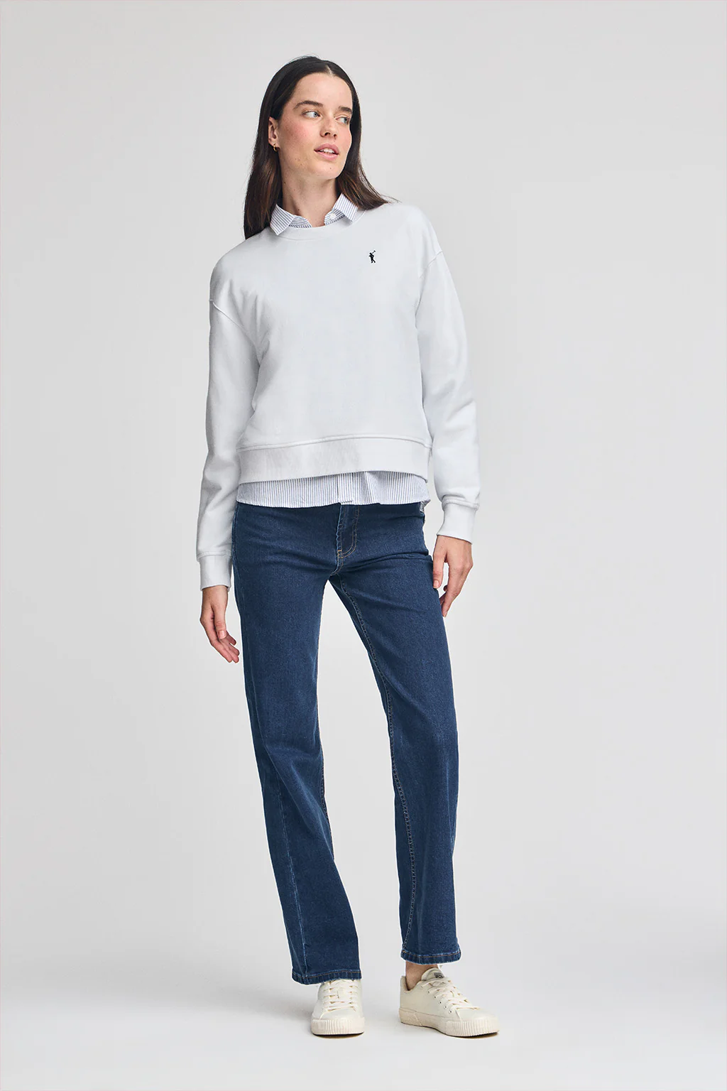 White round-neck sweatshirt with Rigby Go embroidery - Image 4