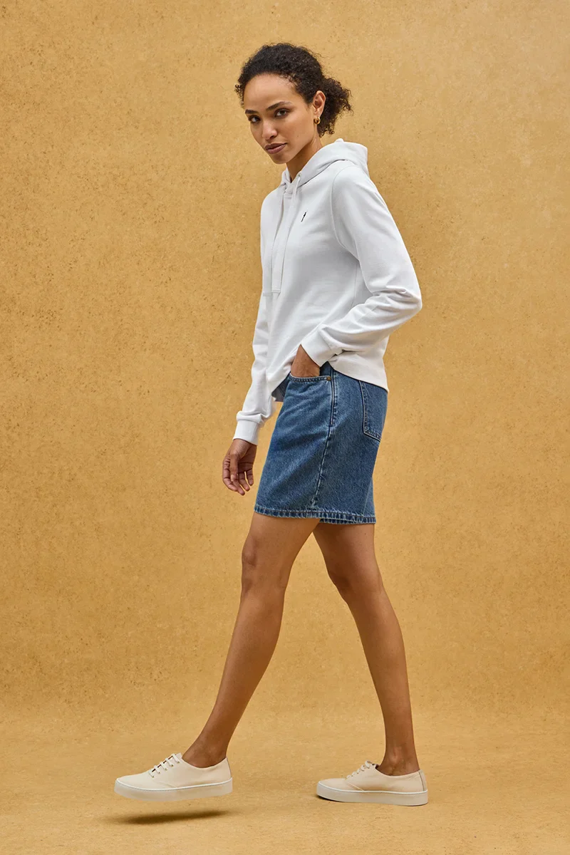White straight-fit hoodie with Rigby Go embroidery - Image 3