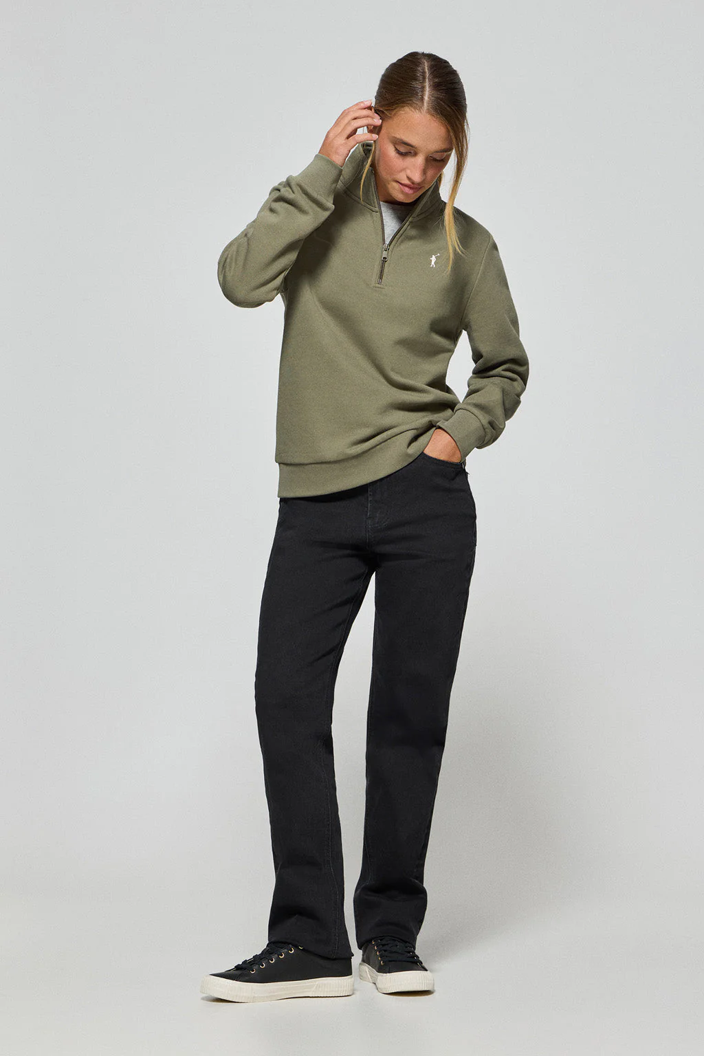 Green half-zip sweatshirt with Rigby Go logo - Image 3