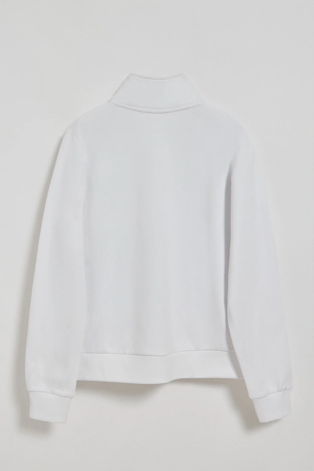 White half-zip sweatshirt with Rigby Go logo - Image 6