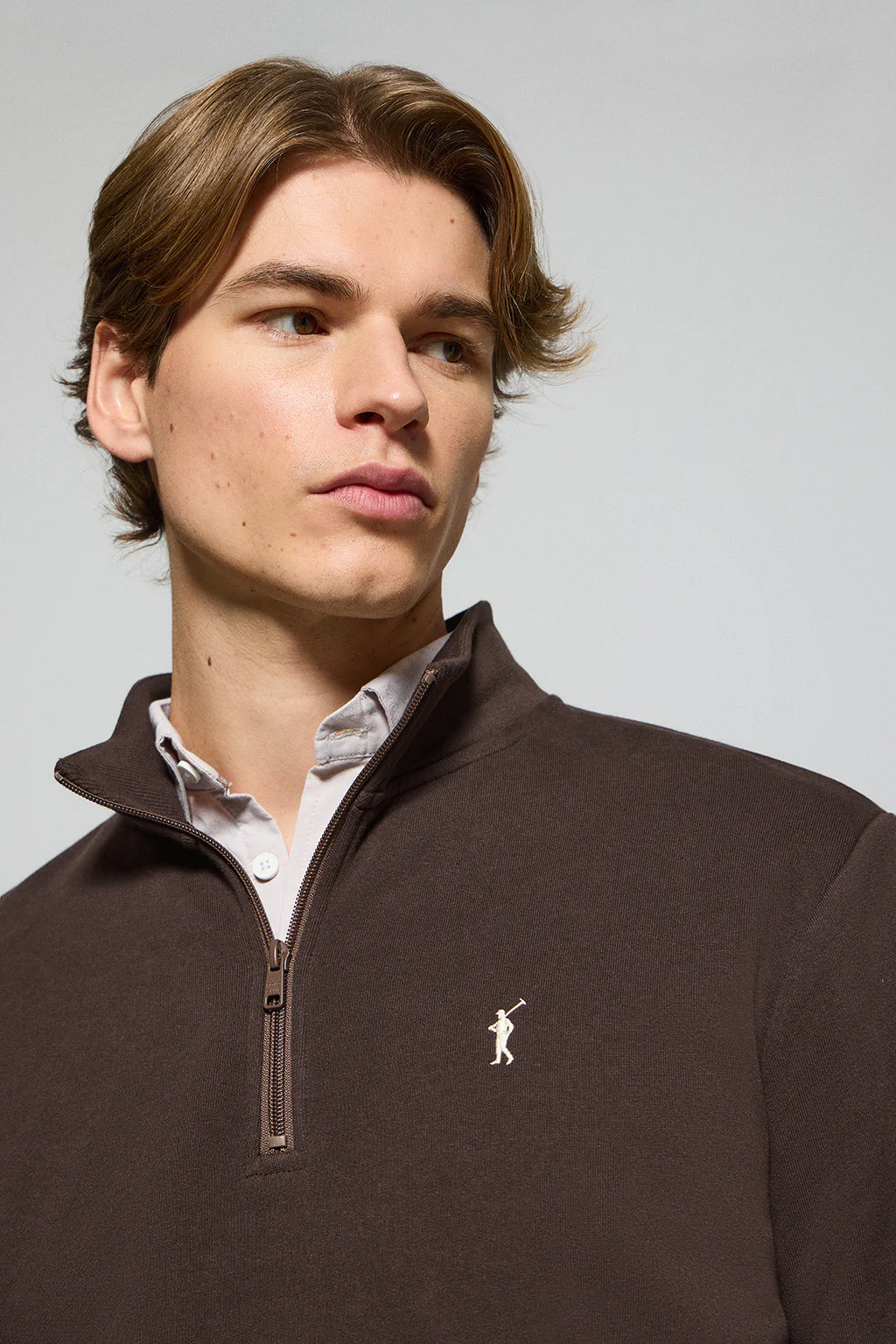 Brown half-zip sweatshirt with Rigby Go embroidered logo - Image 3