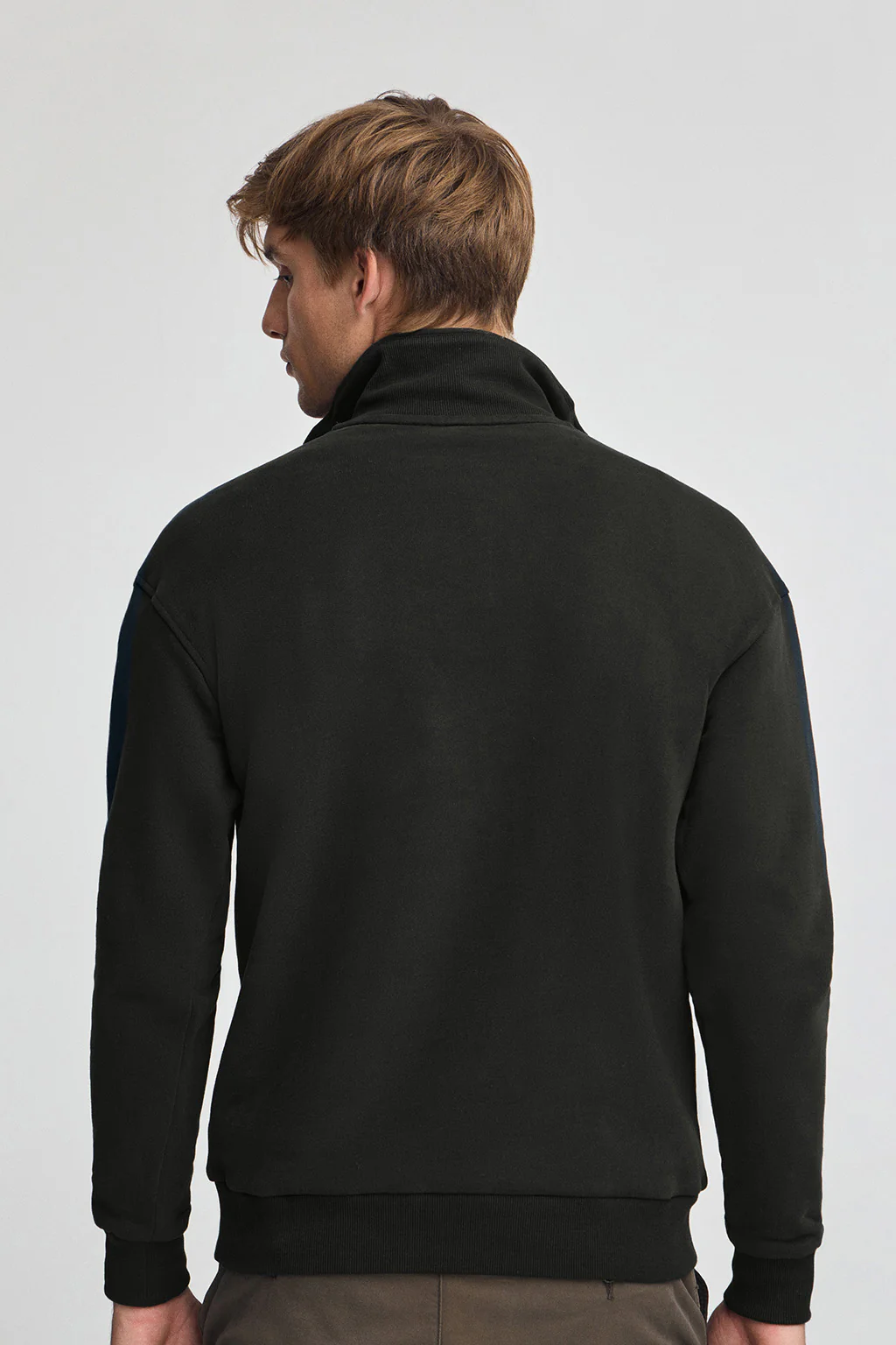 Black half-zip sweatshirt with Established 2012 Polo Club logo - Image 4