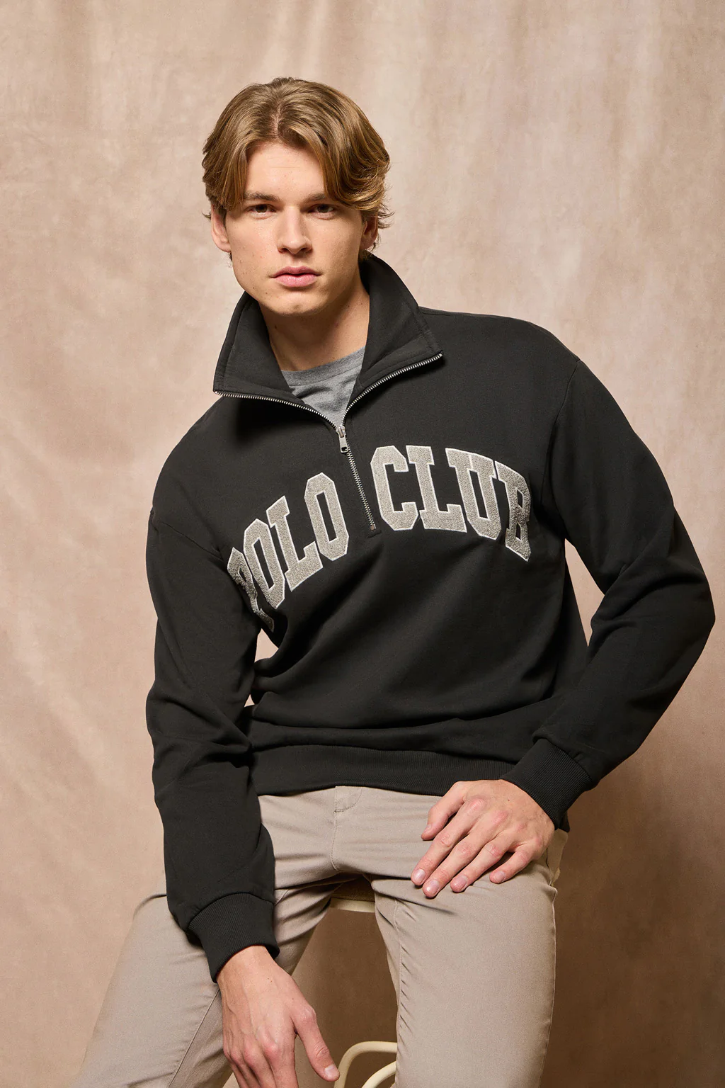 Black half-zip sweatshirt Seldon with Polo Club graphic - Image 11