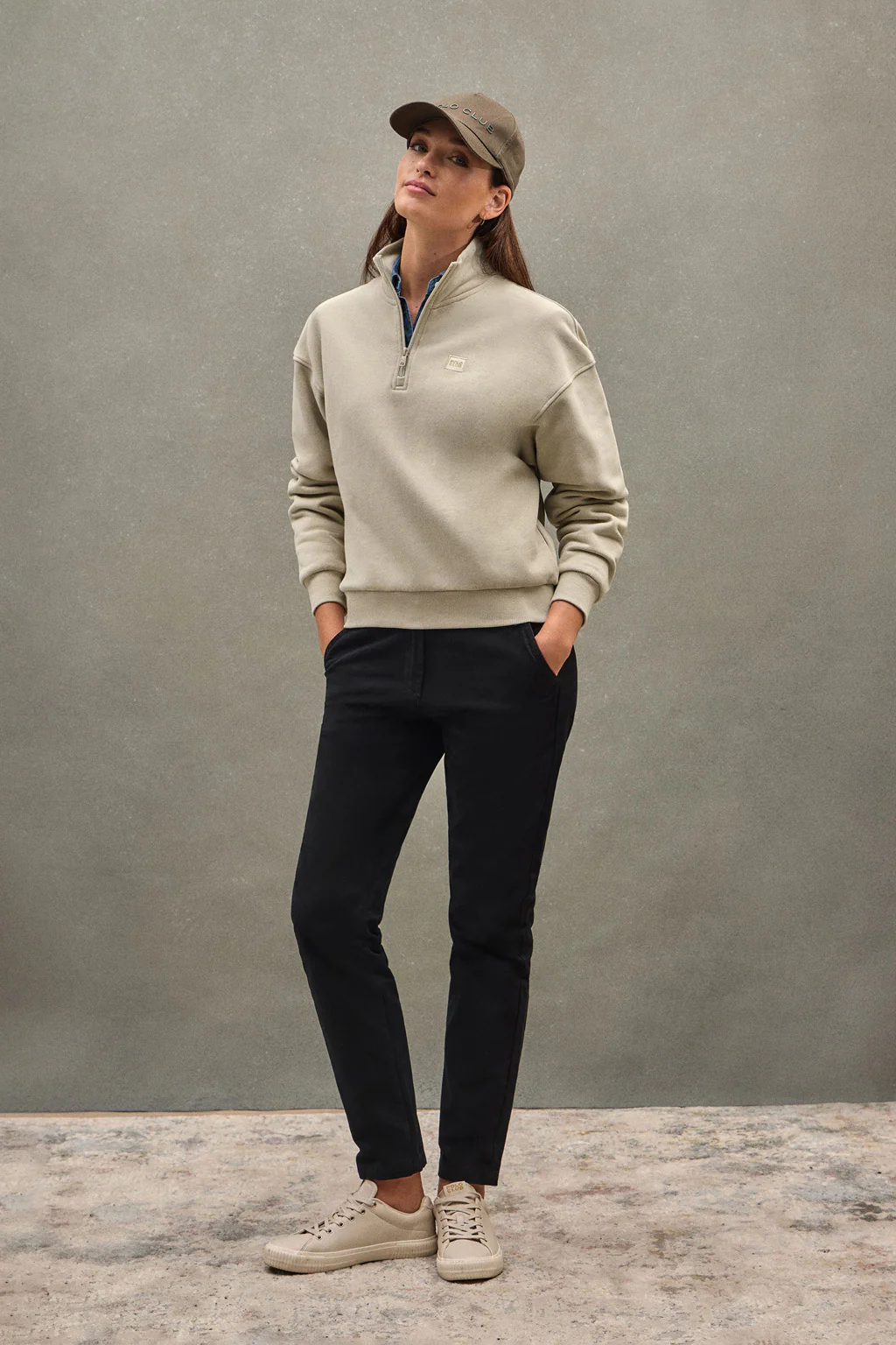 Denim-blue half-zip sweatshirt with high neck and Polo Club logo
