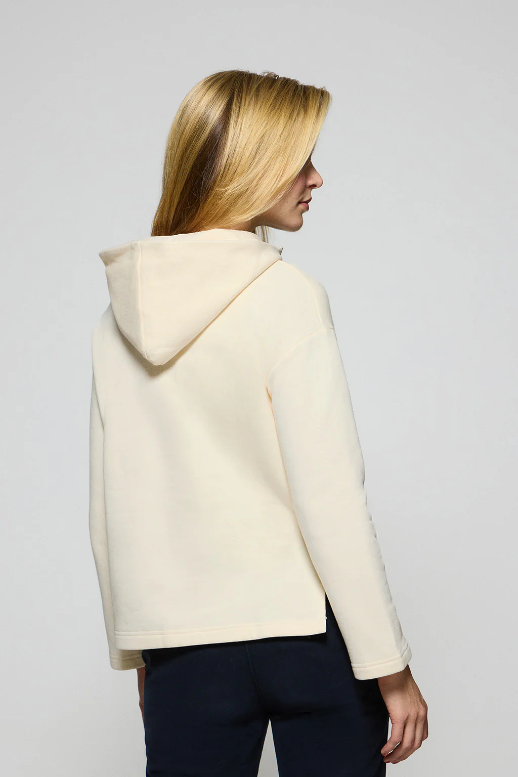 Beige zipped hoodie Sinsajo with Rigby Go logo - Image 2