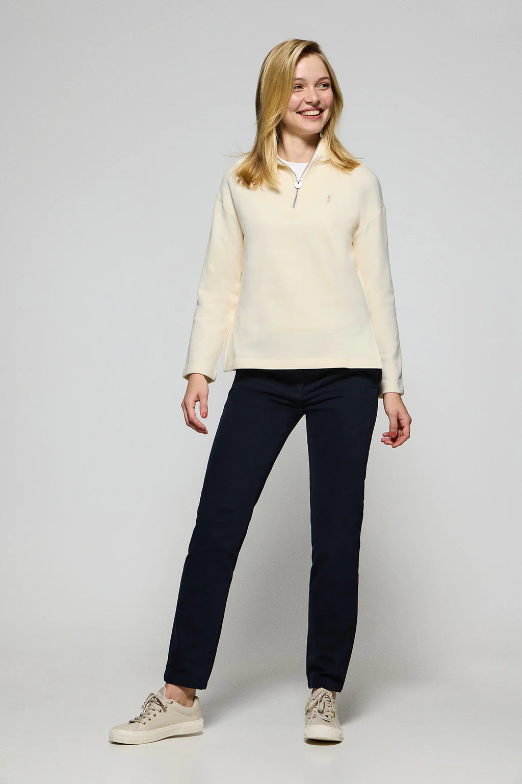 Beige zipped hoodie Sinsajo with Rigby Go logo - Image 4