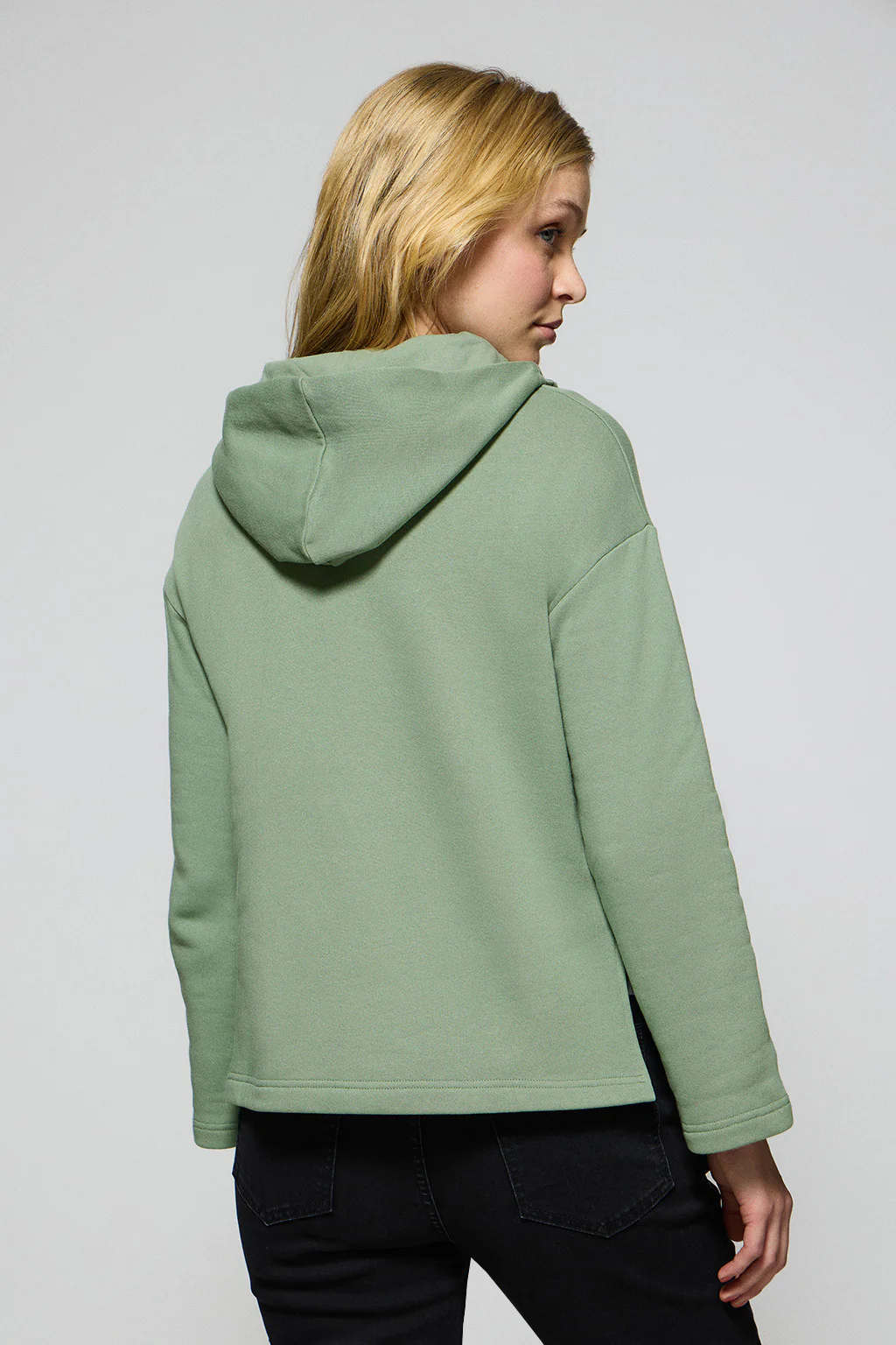 Jade-green zipped hoodie Sinsajo with Rigby Go logo - Image 2