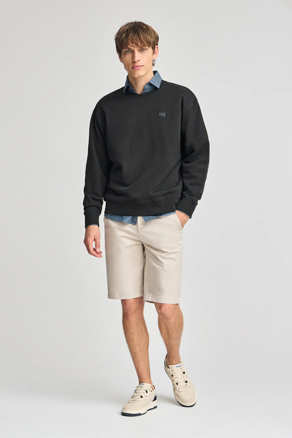 Black round-neck relaxed sweatshirt with Polo Club detail - Image 4