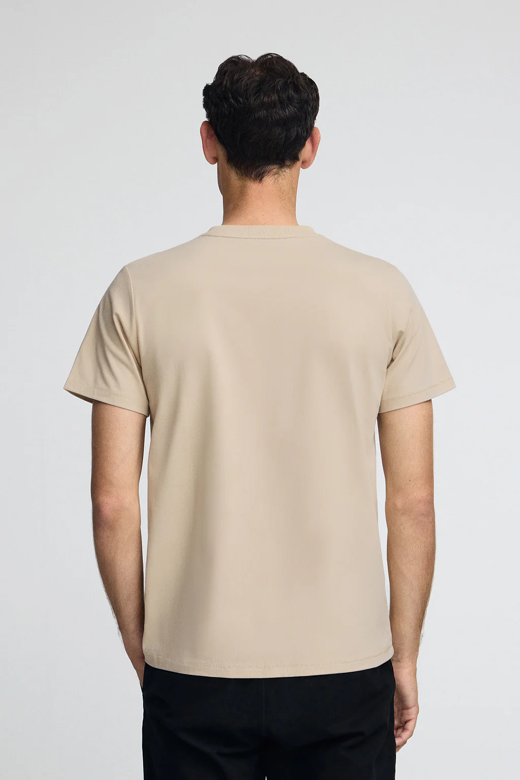 Beige T-shirt with Rigby Go rubber logo - Image 4