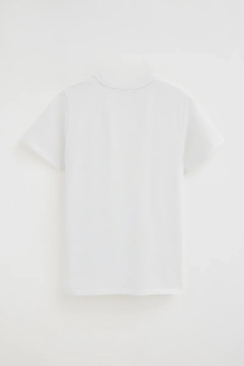 White short-sleeve T-shirt with Rigby Go rubberised logo - Image 3