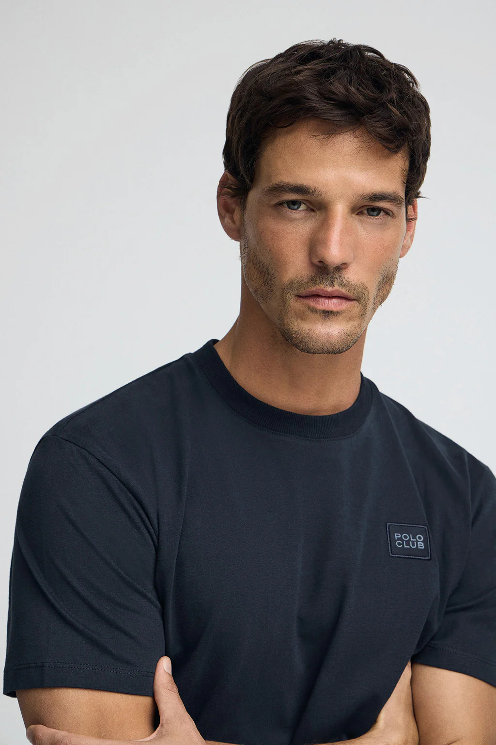 Navy-blue T-shirt with Polo Club branded patch
