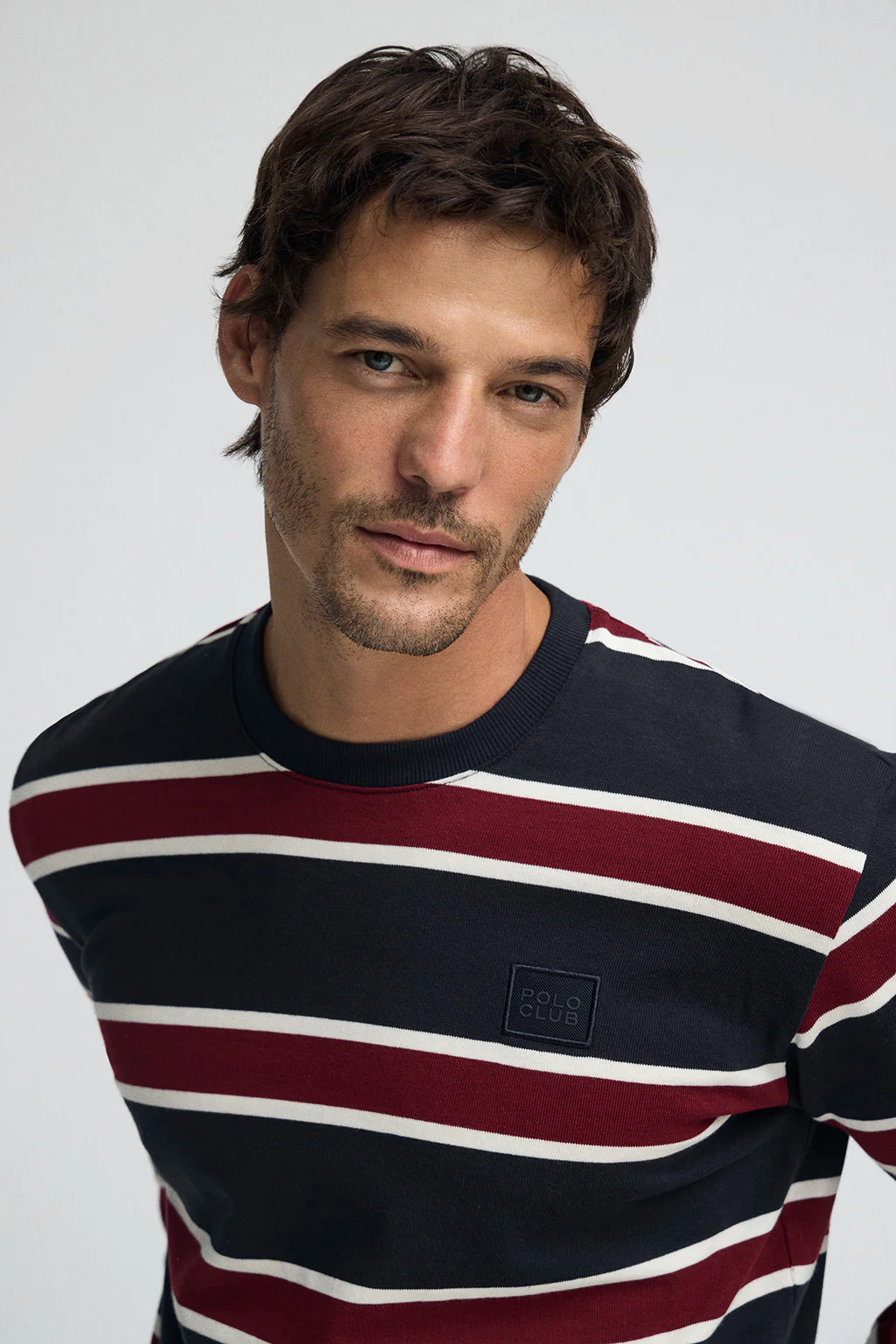 Striped T-shirt Carter in navy blue and maroon with Polo Club branded patch - Image 2