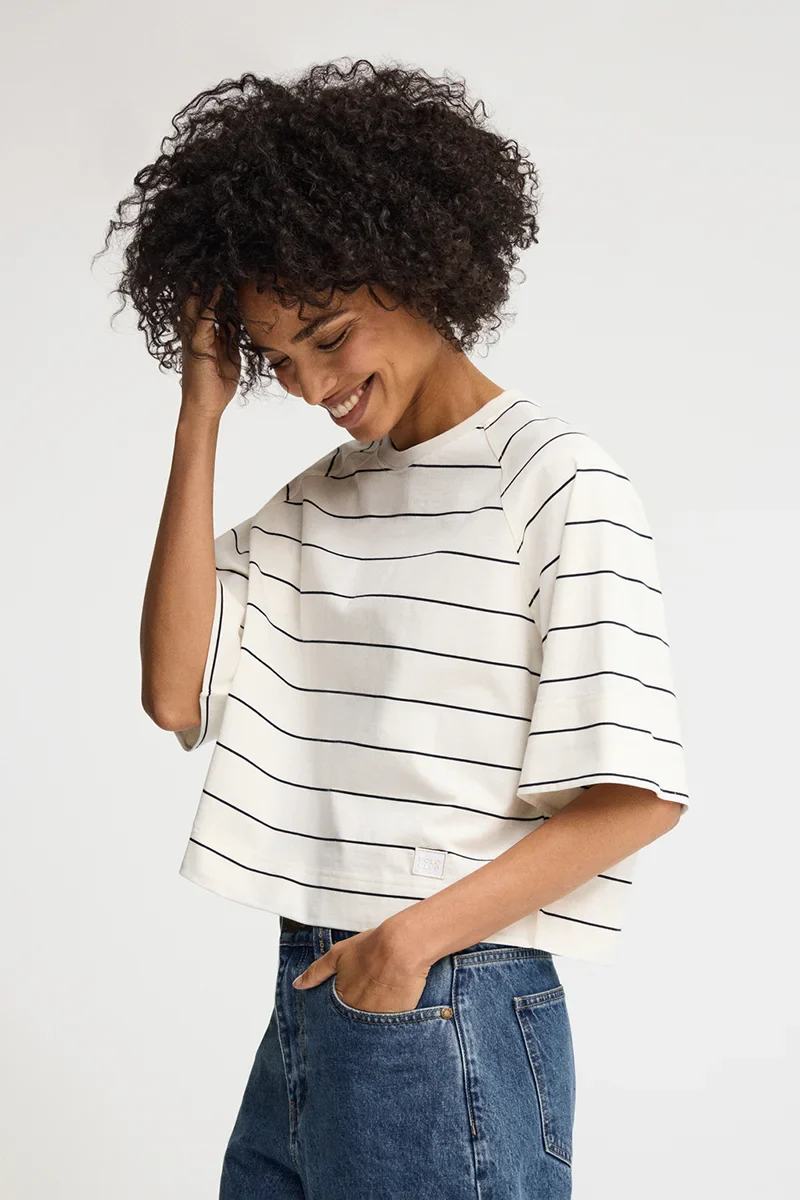 Striped T-shirt in nude and navy blue with boxy fit and Polo Club patch - Image 2