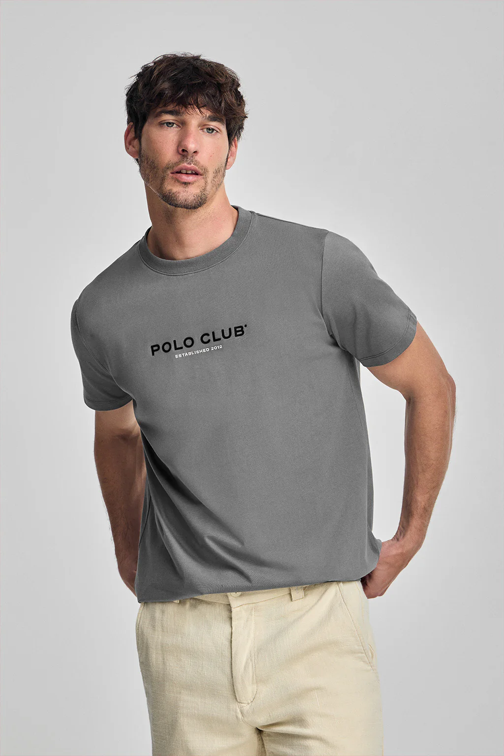 Asphalt-grey round-neck T-shirt with rubber logo