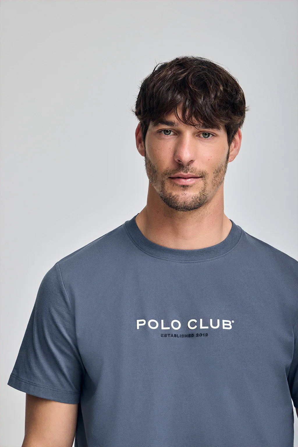 Denim-blue round-neck T-shirt with rubber logo - Image 3