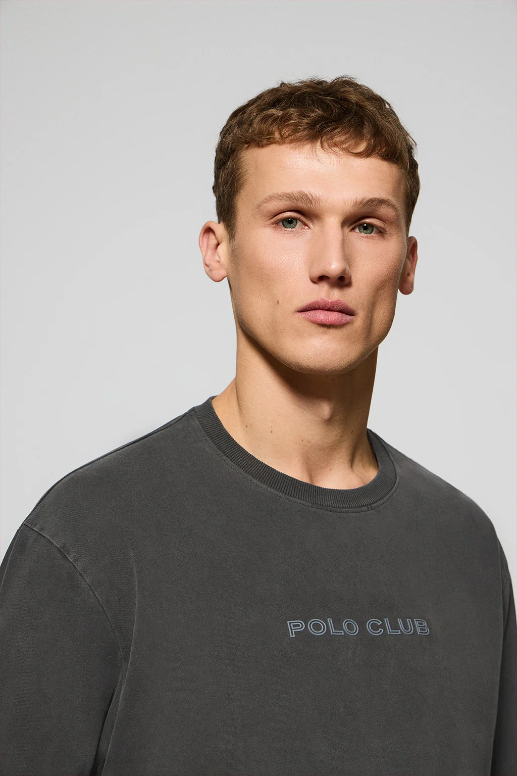 Black long-sleeve tee Hermes with Rigby Go rubber logo - Image 3