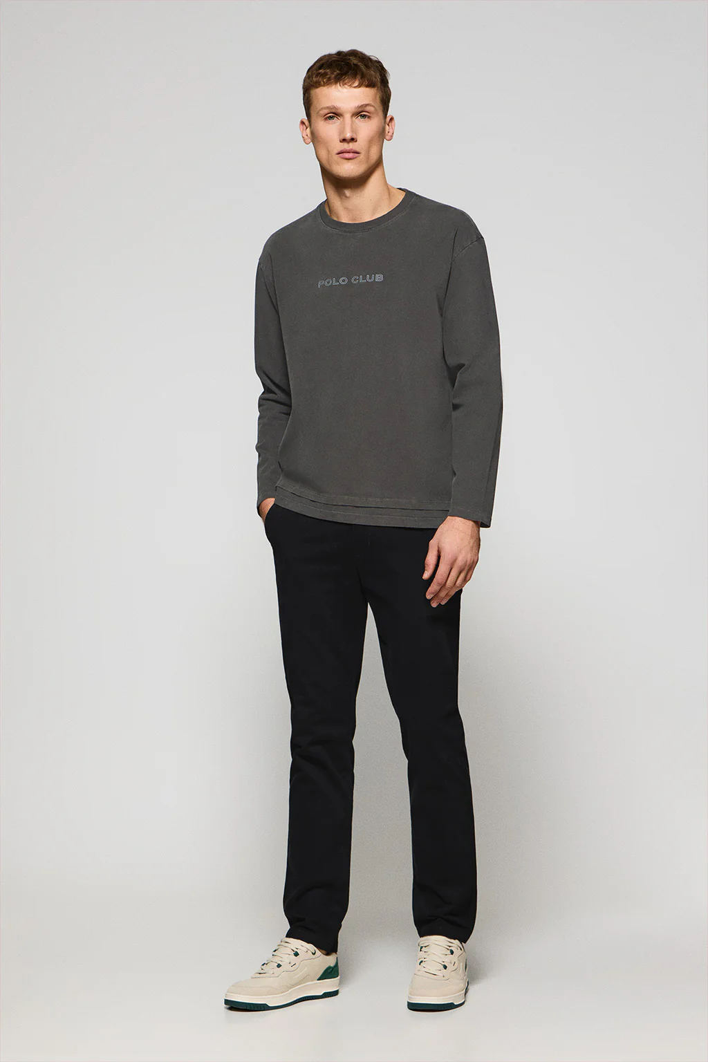 Black long-sleeve tee Hermes with Rigby Go rubber logo - Image 4