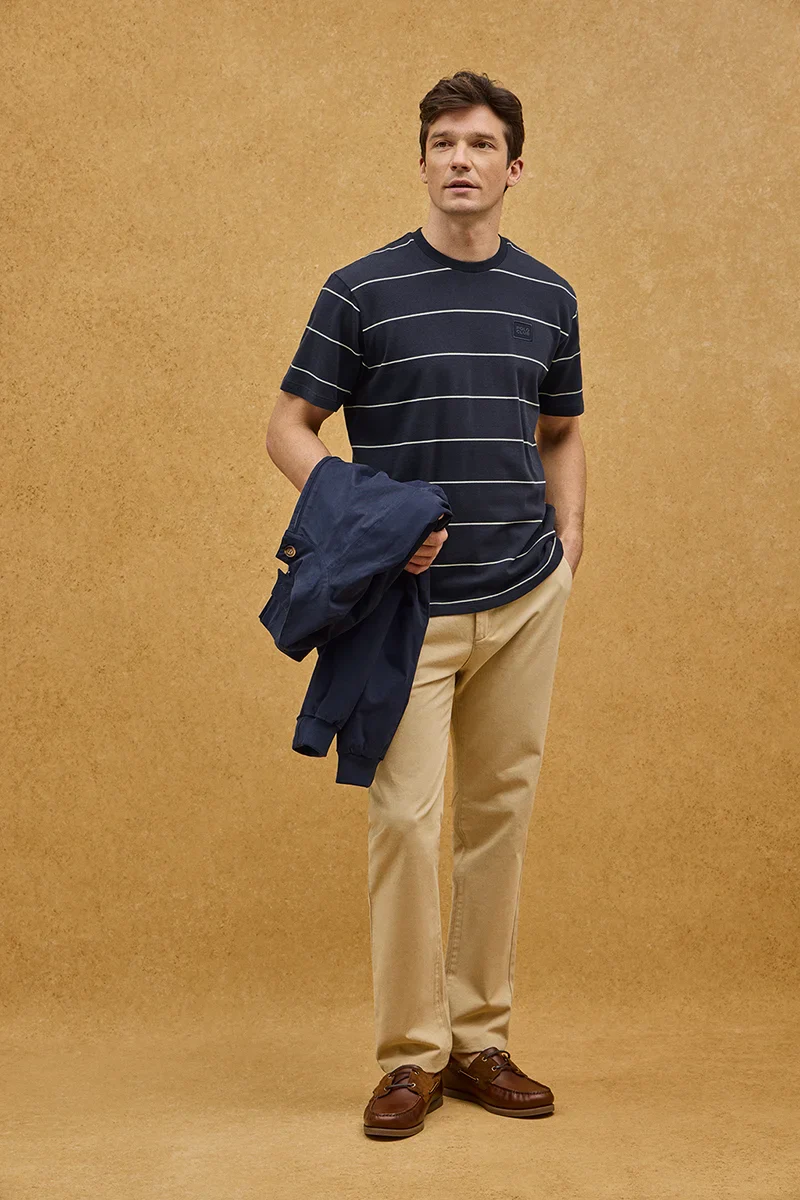 Striped T-shirt in navy blue and light yellow with Polo Club patch