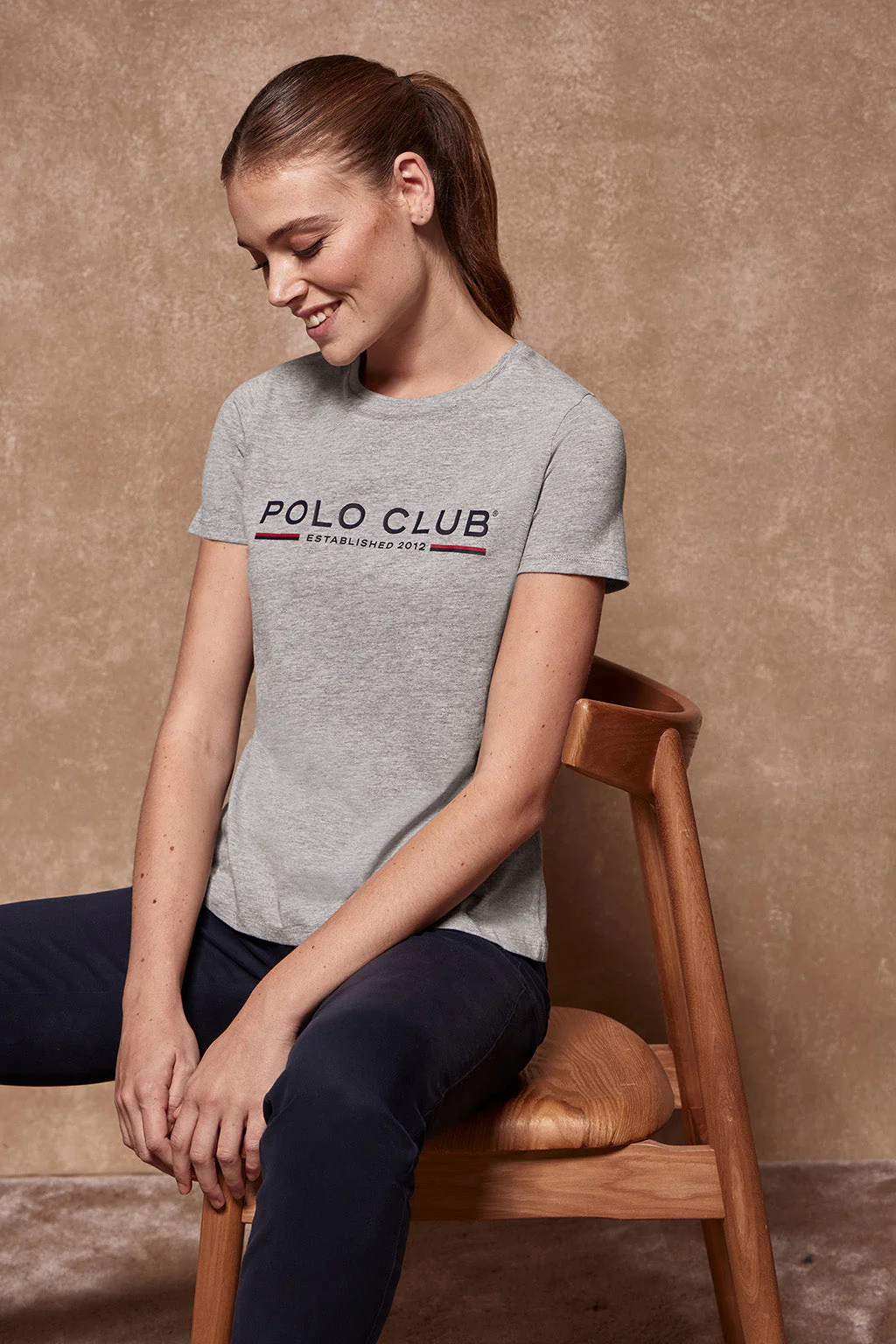 Grey-marl basic T-shirt with chest iconic print - Image 4