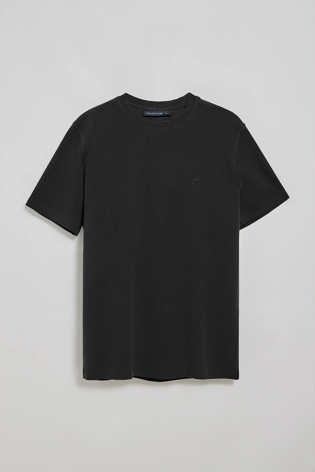 Black microstructured tee with PC embroidered monogram - Image 5